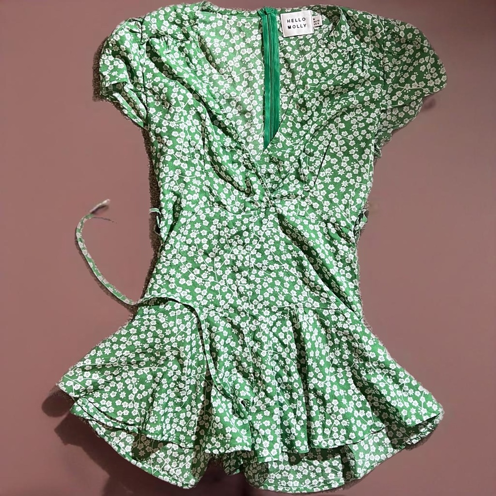 Hello Molly Green Floral Ruffle Mini Dress (Size M, US 6)